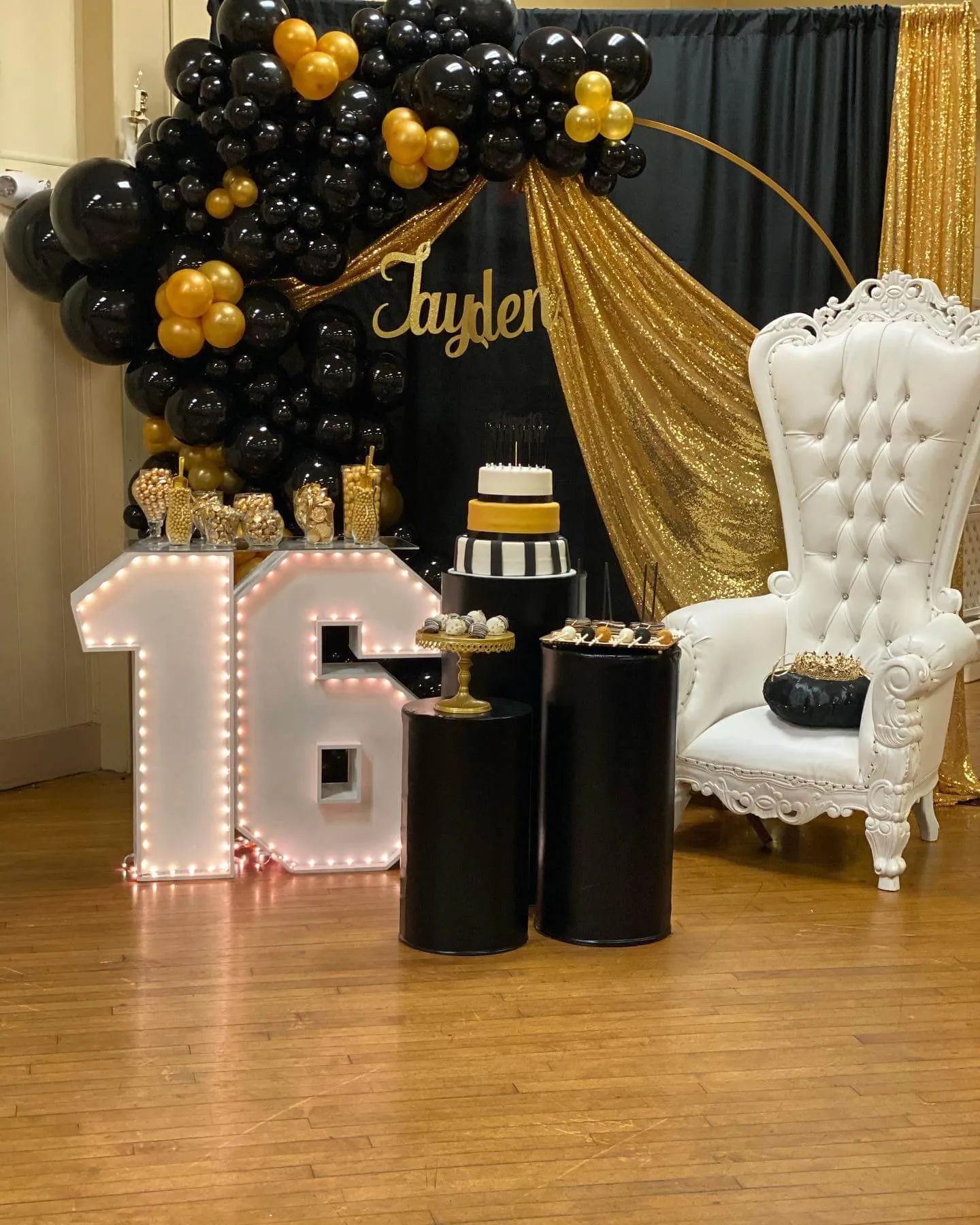 Bling Bling Solid Color Pedestal Cover