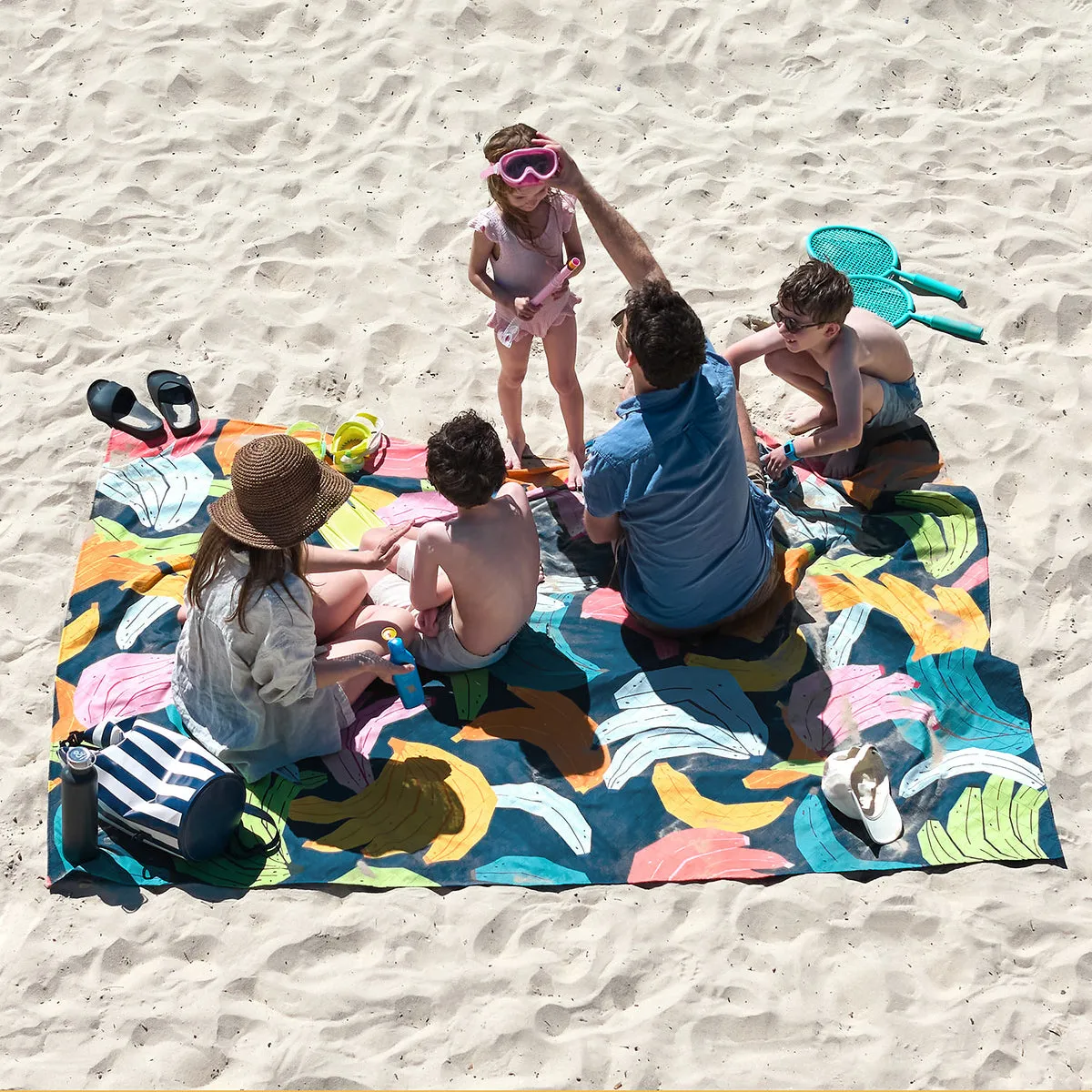 Dock & Bay Picnic Blanket - Bananarama - GRS Certified