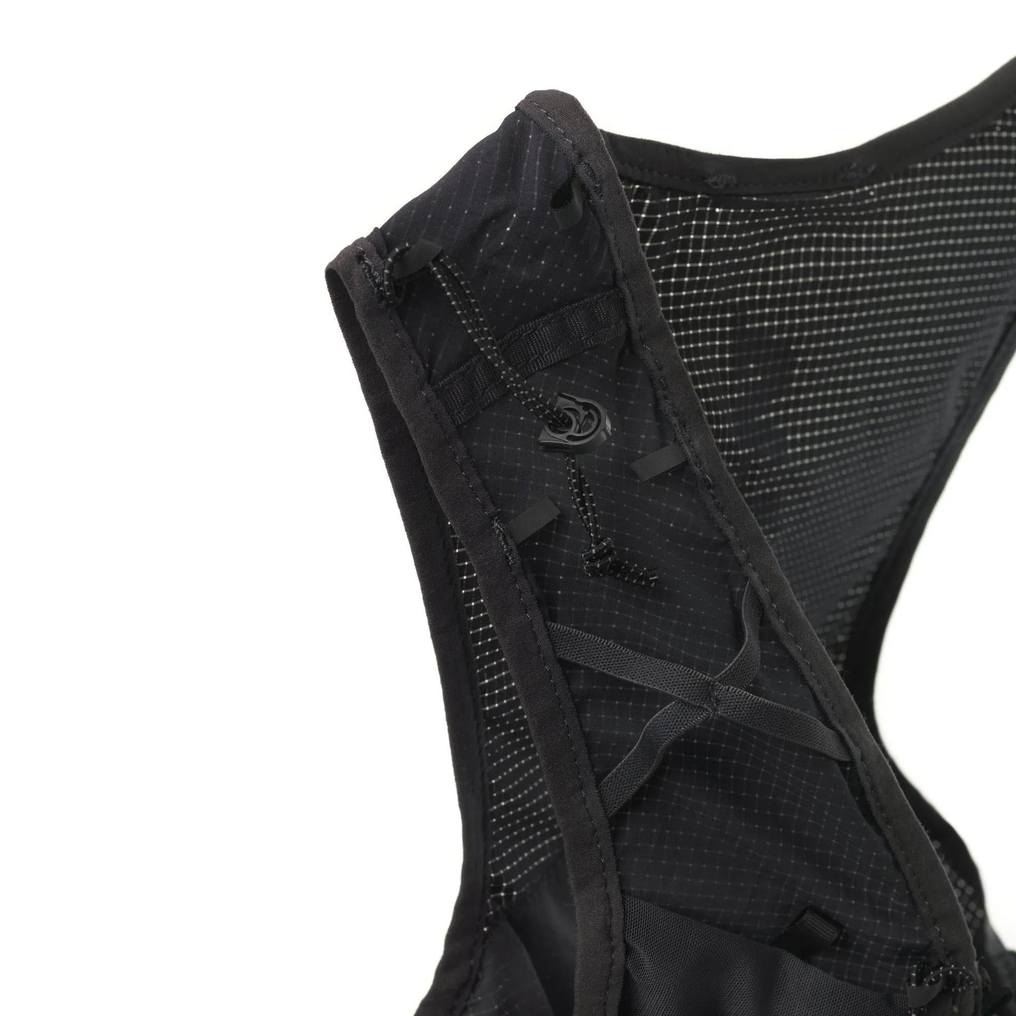 Strive Fly Vest Black